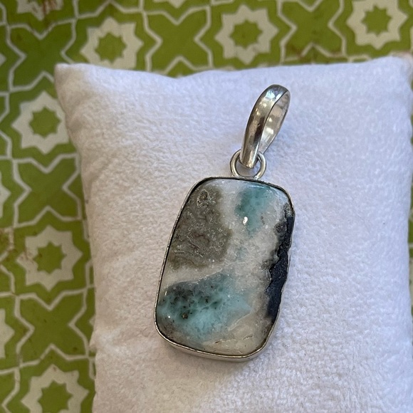 Jewelry - Natural Larimar Rectangle Silver Plated Pendant White Blue Grey Black –Brand New